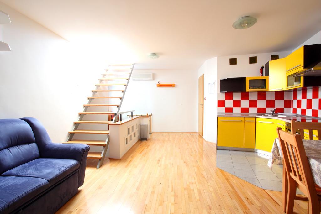 Penthouse Alma Vivoda Apartma Piran